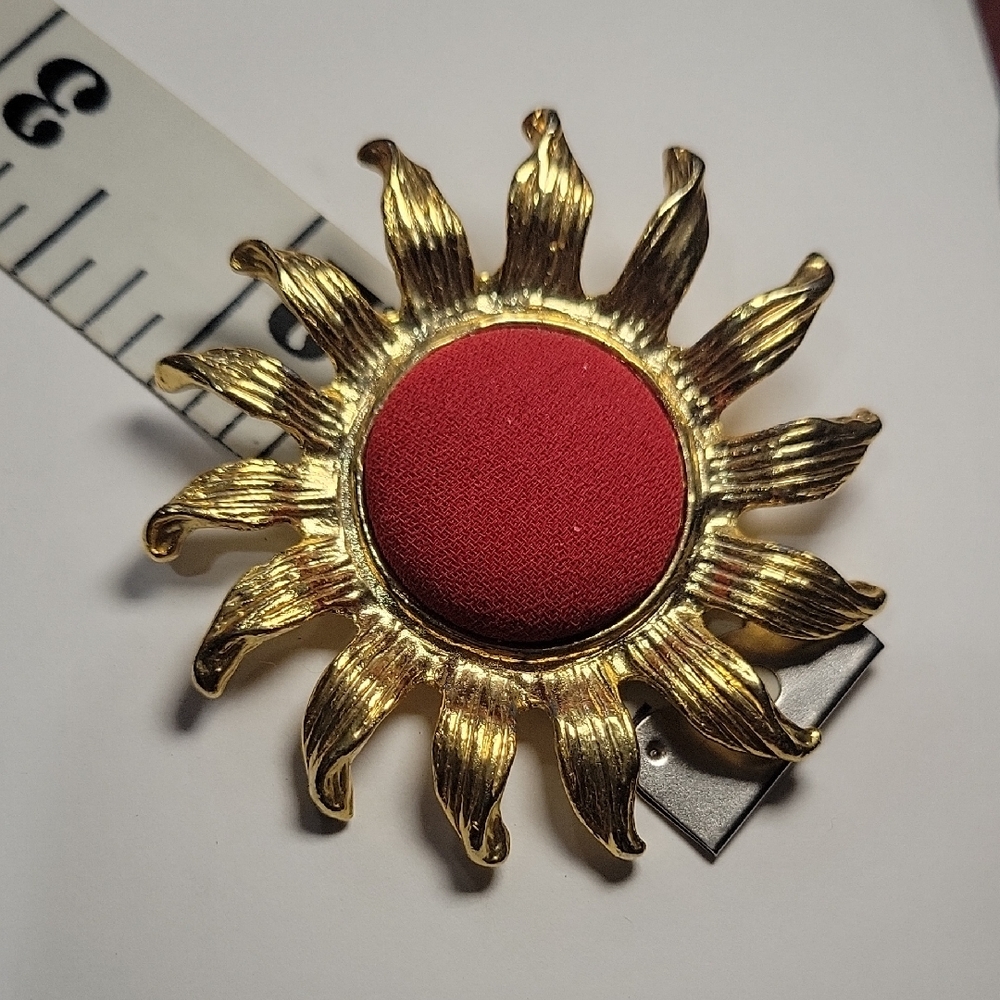 Gold and Red Sun / Sunflower Brooch